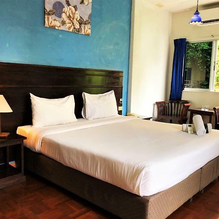 Hotel Sutus Court 2 Pattaya Zewnętrze zdjęcie