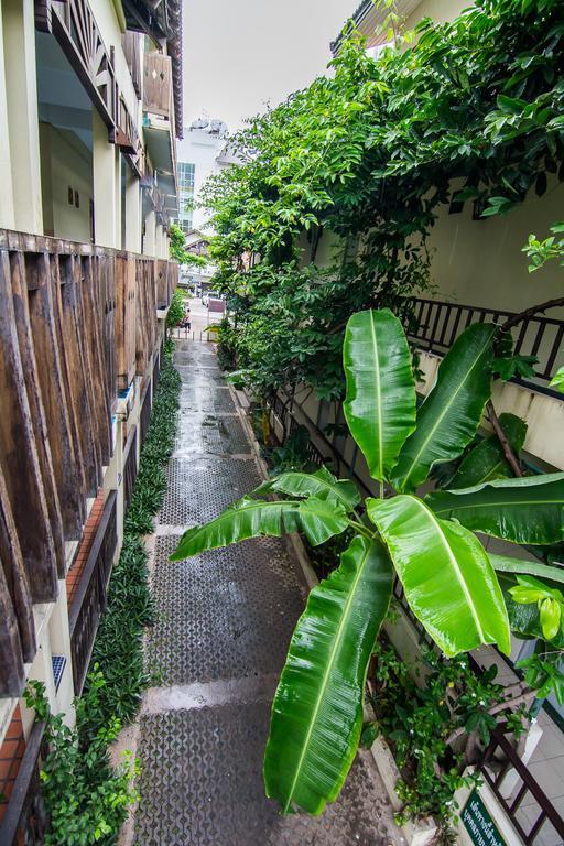 Hotel Sutus Court 2 Pattaya Zewnętrze zdjęcie