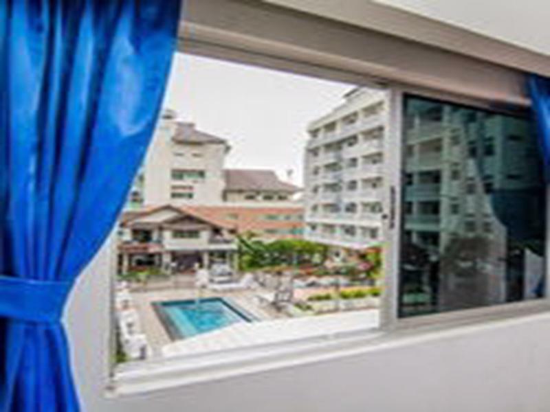 Hotel Sutus Court 2 Pattaya Zewnętrze zdjęcie