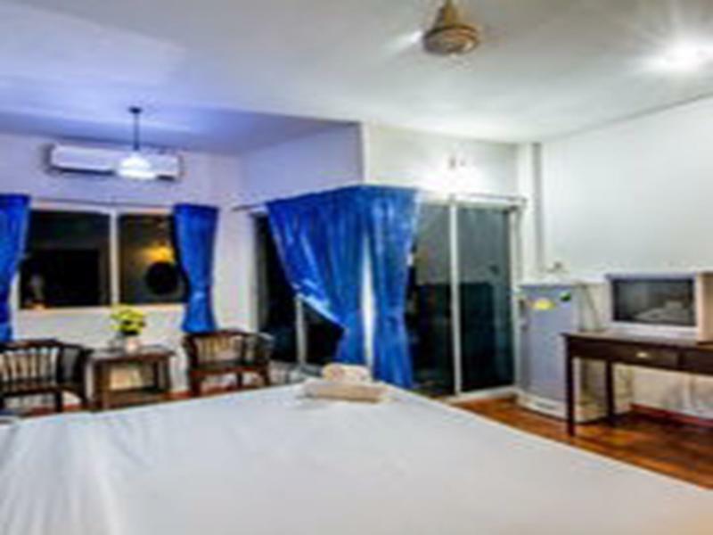 Hotel Sutus Court 2 Pattaya Zewnętrze zdjęcie