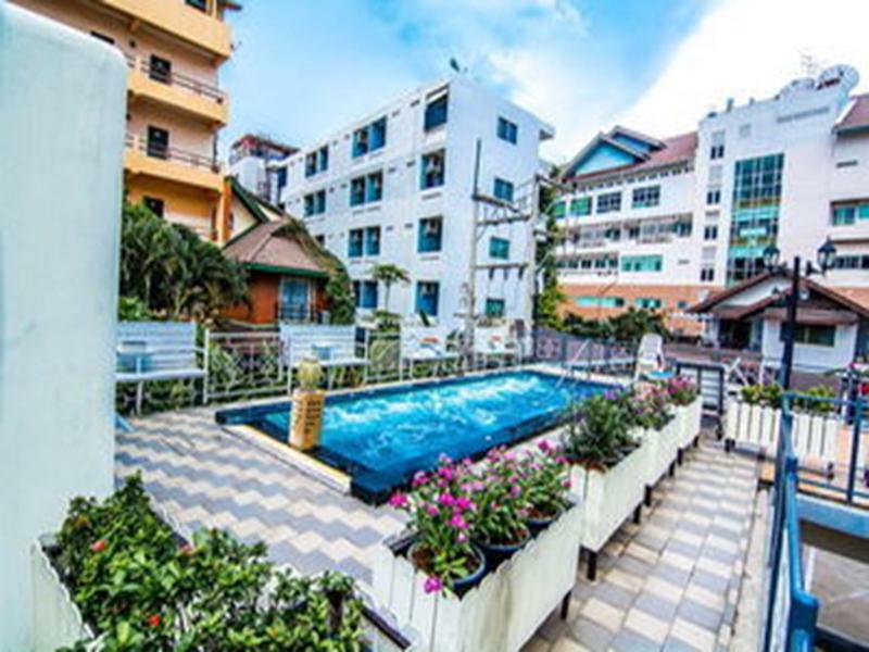 Hotel Sutus Court 2 Pattaya Zewnętrze zdjęcie