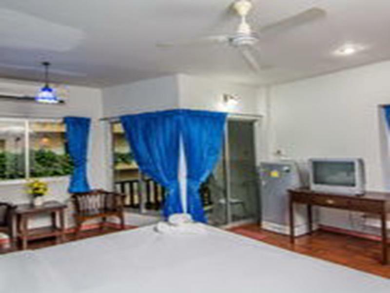 Hotel Sutus Court 2 Pattaya Zewnętrze zdjęcie