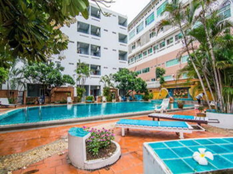 Hotel Sutus Court 2 Pattaya Zewnętrze zdjęcie