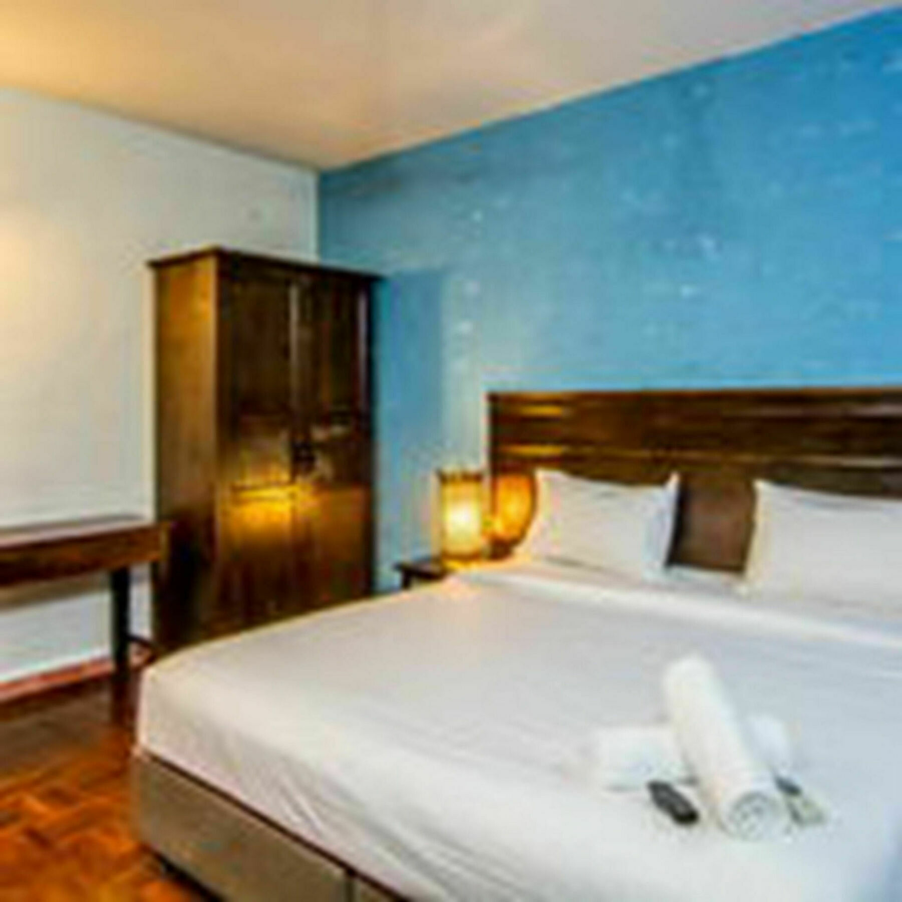 Hotel Sutus Court 2 Pattaya Zewnętrze zdjęcie