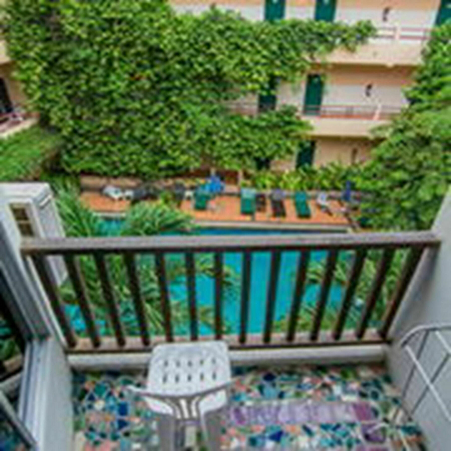 Hotel Sutus Court 2 Pattaya Zewnętrze zdjęcie